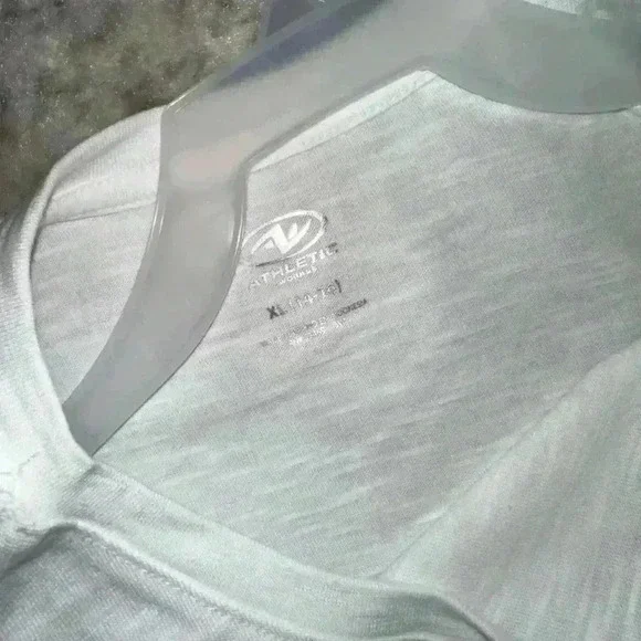 Set of 2 / NWT! Women's Athletic Works Tank Top XL (14-16) Plus White - Picture 6 of 9